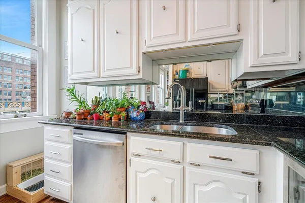 $149,500 | 10 North Main Street, Unit 602, Memphis, TN 38103