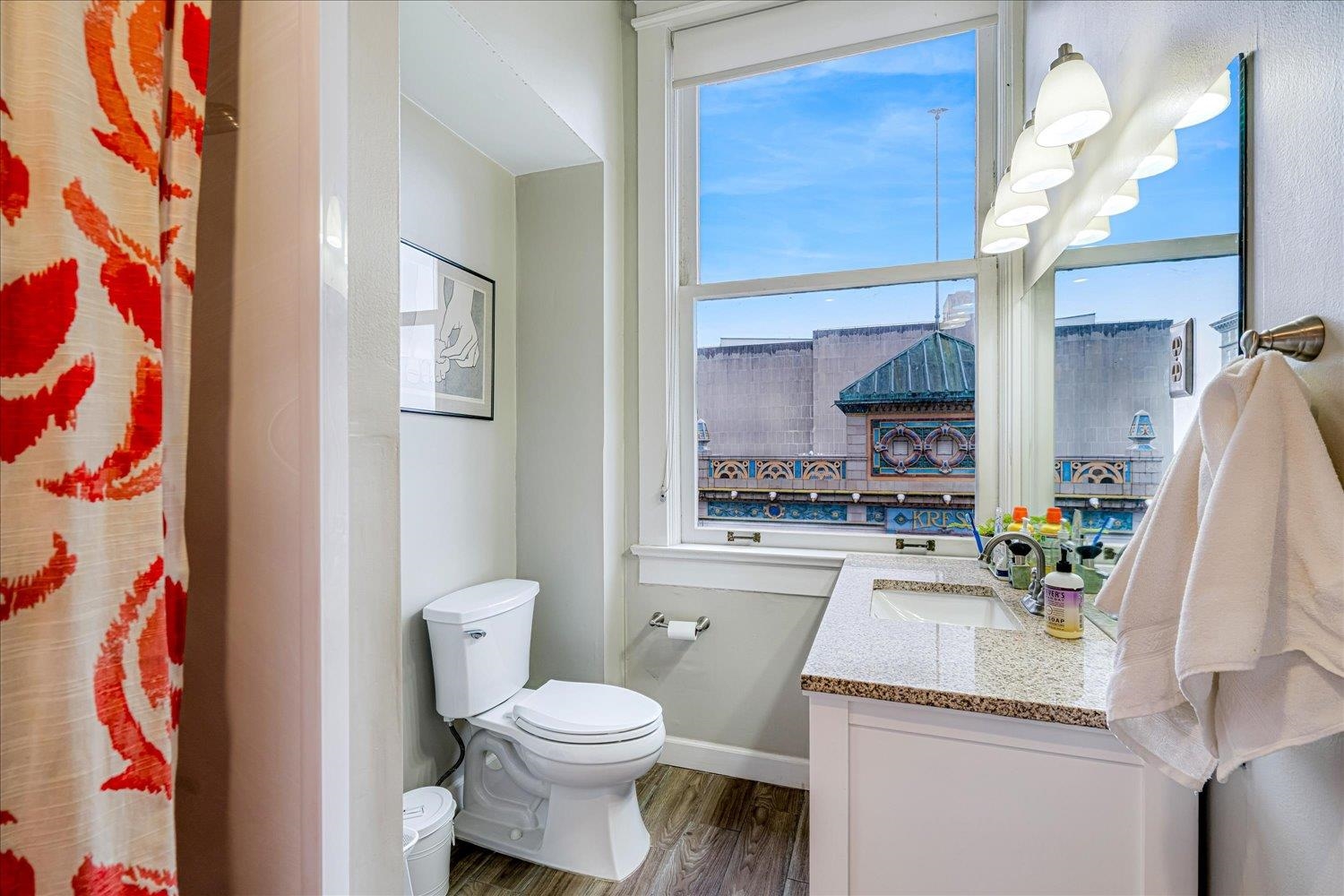 10 North Main Street, Unit 602 Memphis, TN 38103 - Photo 21 of 28