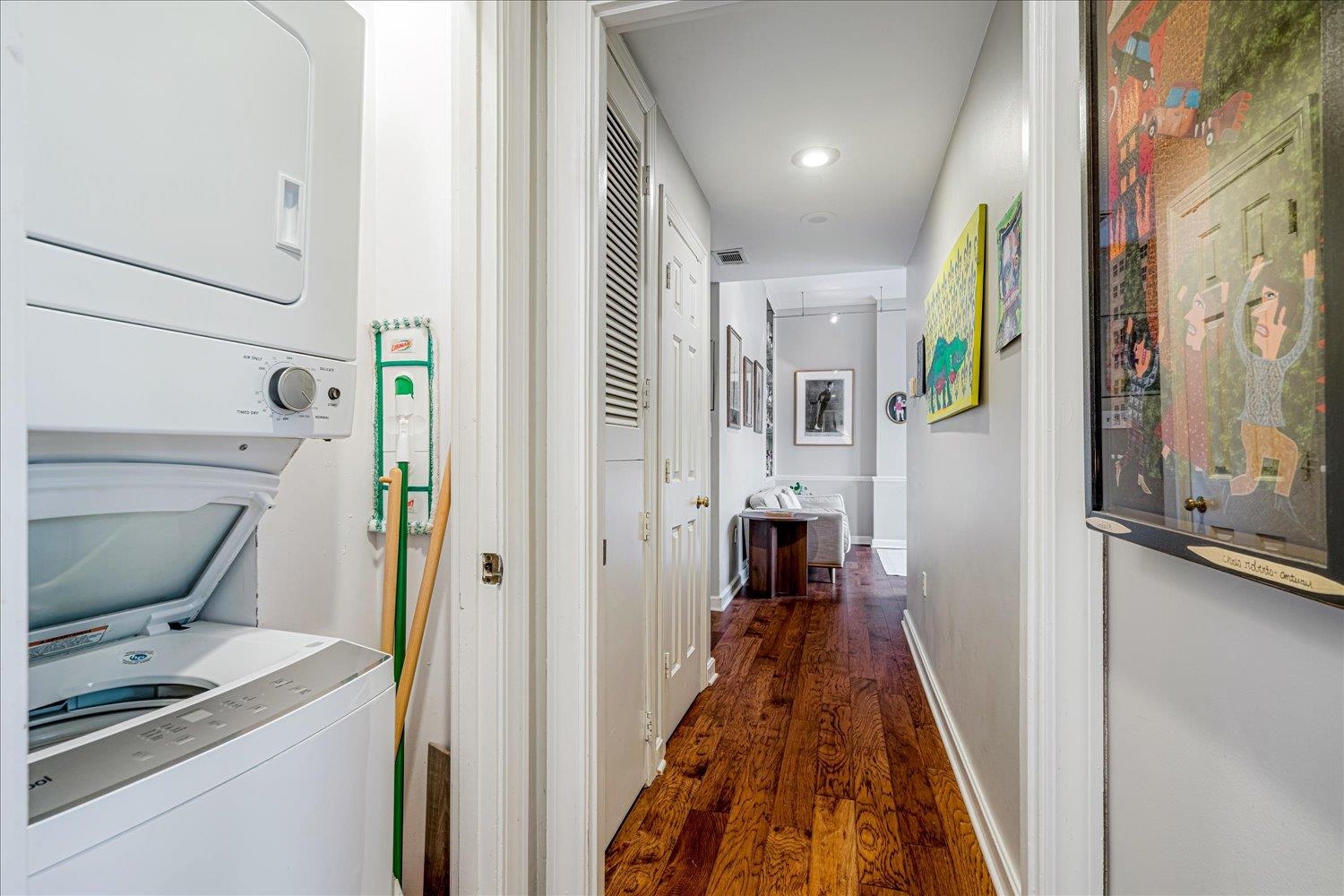 10 North Main Street, Unit 602 Memphis, TN 38103 - Photo 23 of 28