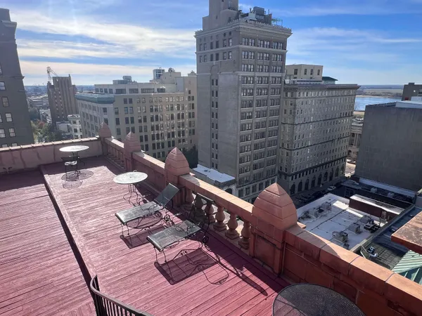 $149,500 | 10 North Main Street, Unit 602, Memphis, TN 38103