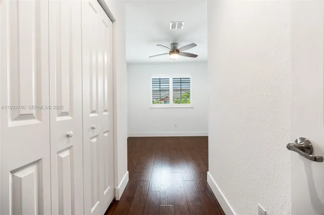 $3,500 | 4652 Horseshoe Circle, Davie, FL 33328