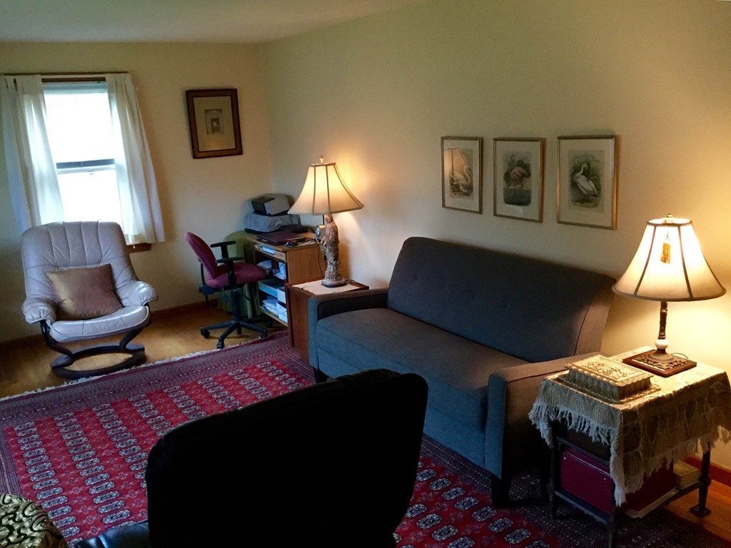 105 Fern Street Northampton, MA 01062 - Photo 3 of 18