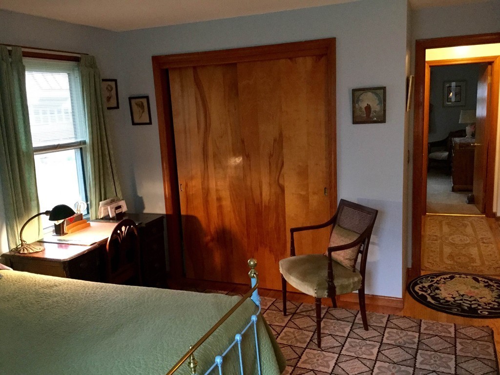 105 Fern Street Northampton, MA 01062 - Photo 7 of 18