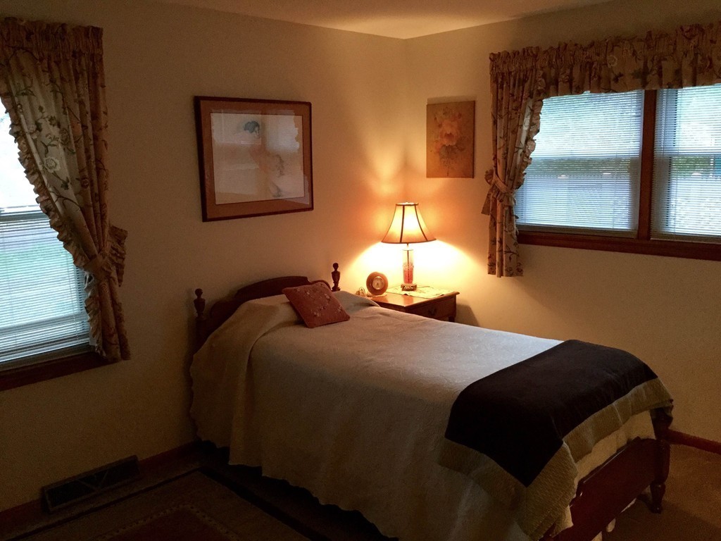 105 Fern Street Northampton, MA 01062 - Photo 8 of 18