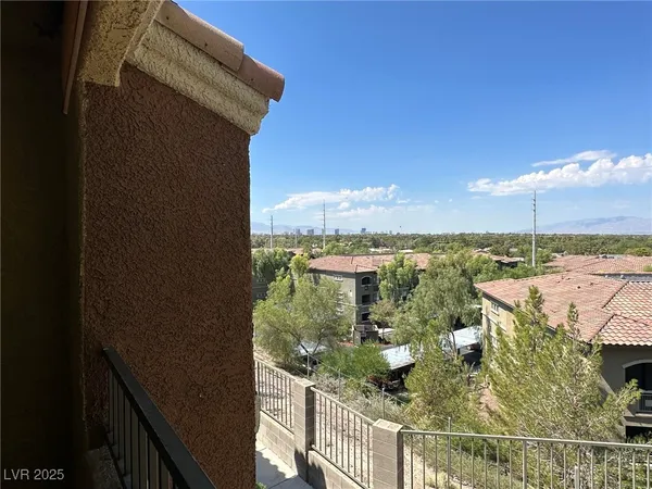 $1,375 | Undisclosed Address, Henderson, NV 89014