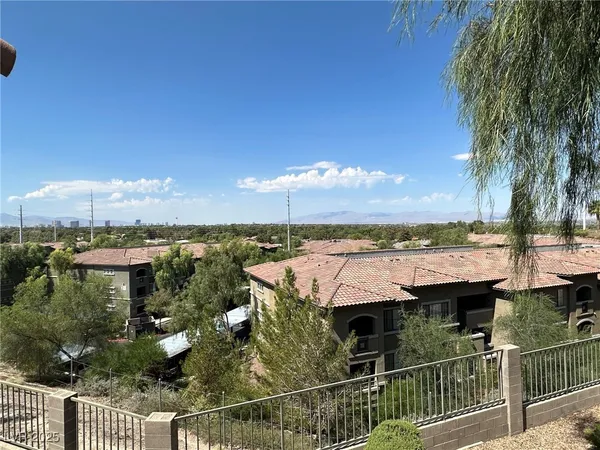 $1,375 | Undisclosed Address, Henderson, NV 89014