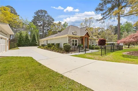 $1,045,000 | 4831 Lakewood Drive, Acworth, GA 30101