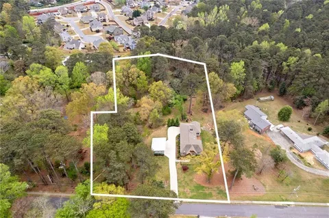 $1,045,000 | 4831 Lakewood Drive, Acworth, GA 30101