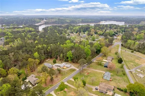$1,045,000 | 4831 Lakewood Drive, Acworth, GA 30101
