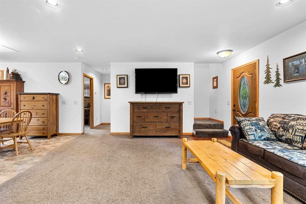 W10559 Fox Lane Crivitz, WI 54114 - Photo 7 of 41