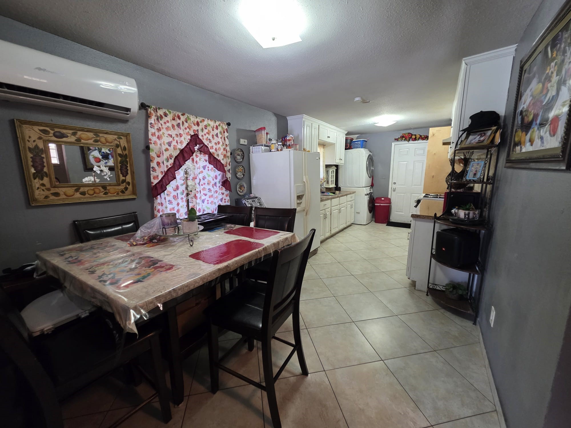 2415 West Little York Road, Unit D Houston, TX 77091 - Photo 10 of 16 a view of a dining room with furniture