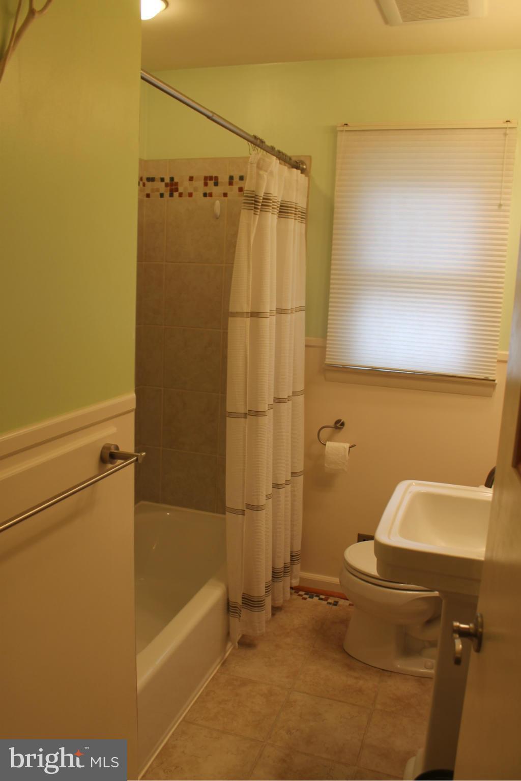 1355 Brenda Road Severn, MD 21144 - Photo 14 of 30 Bath