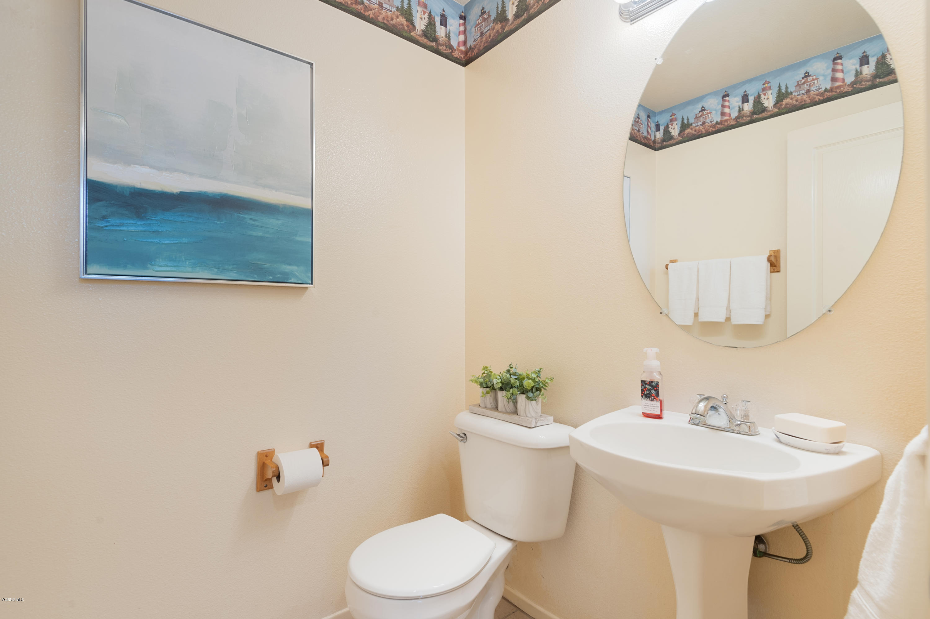 176 Park Hill Road Simi Valley, CA 93065 - Photo 22 of 32 rr2 copy