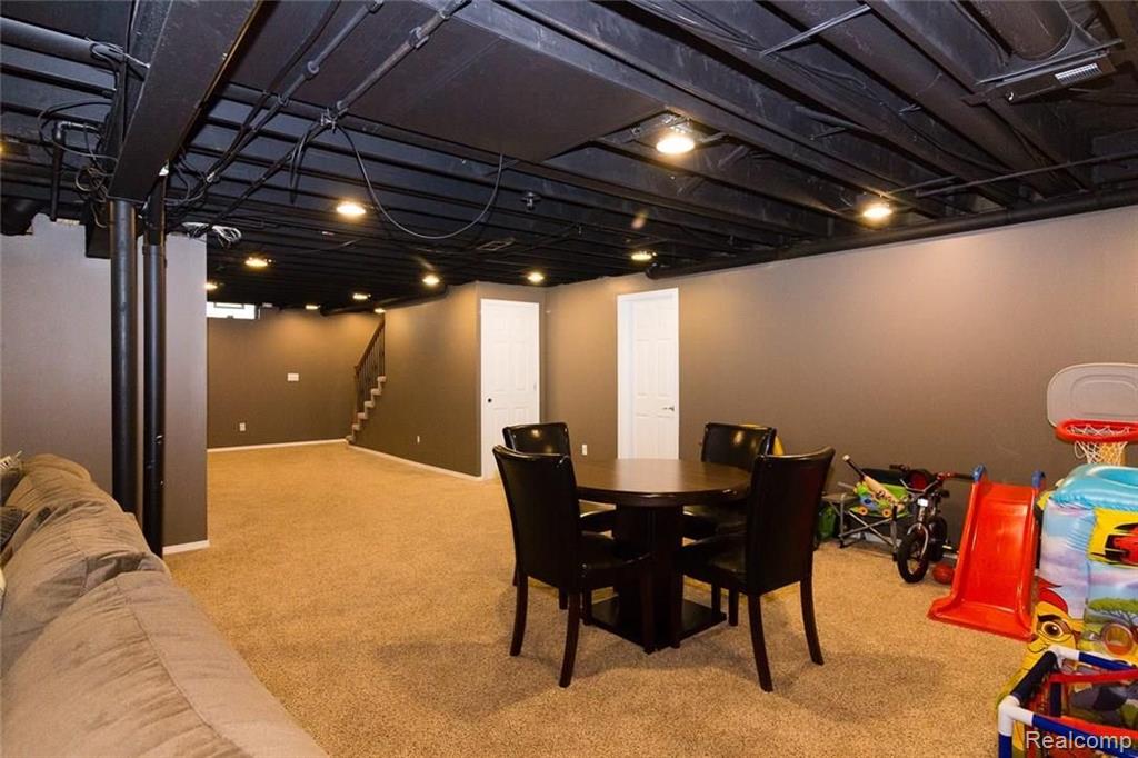 7966 Jeremy Road Belleville, MI 48111 - Photo 14 of 19