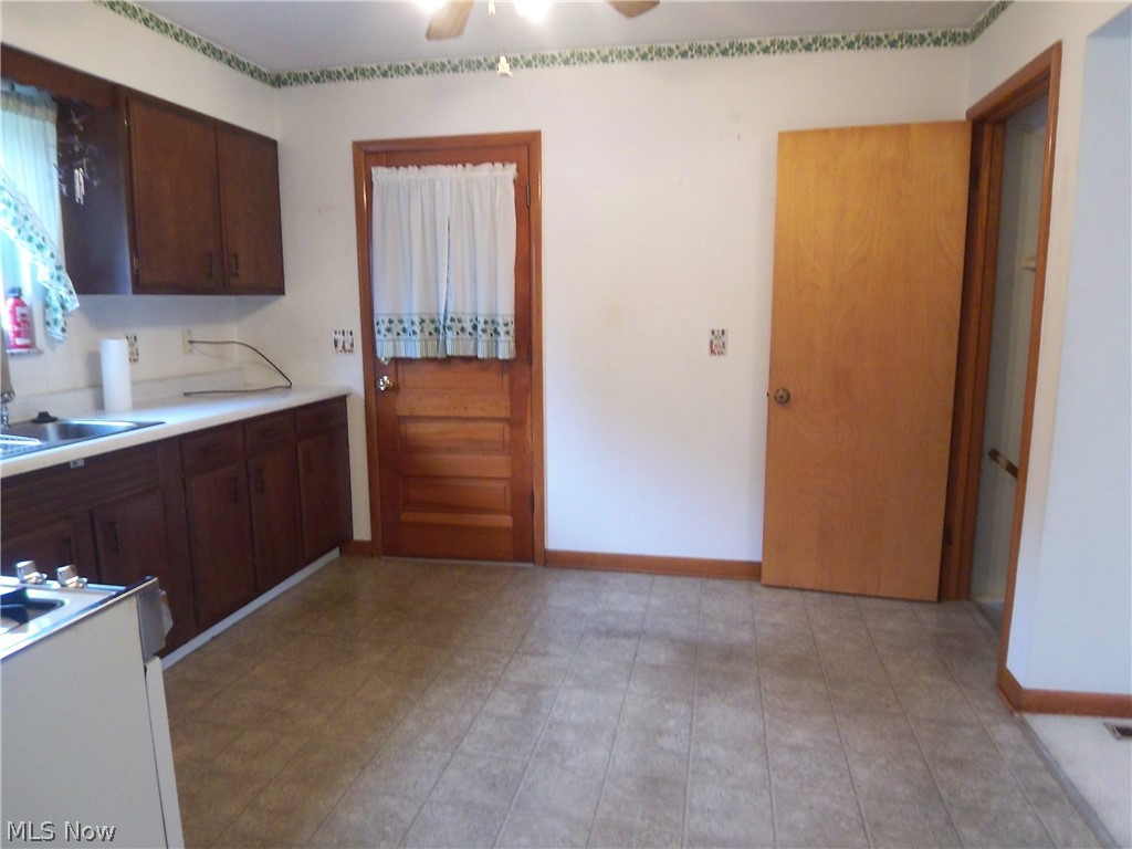 1505 21st Street Vienna, WV 26105 - Photo 7 of 27