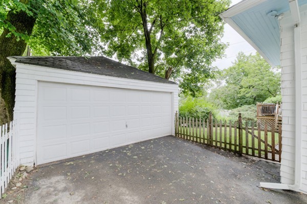 22 Havelock Road Worcester, MA 01602 - Photo 8 of 30 a view of a garage