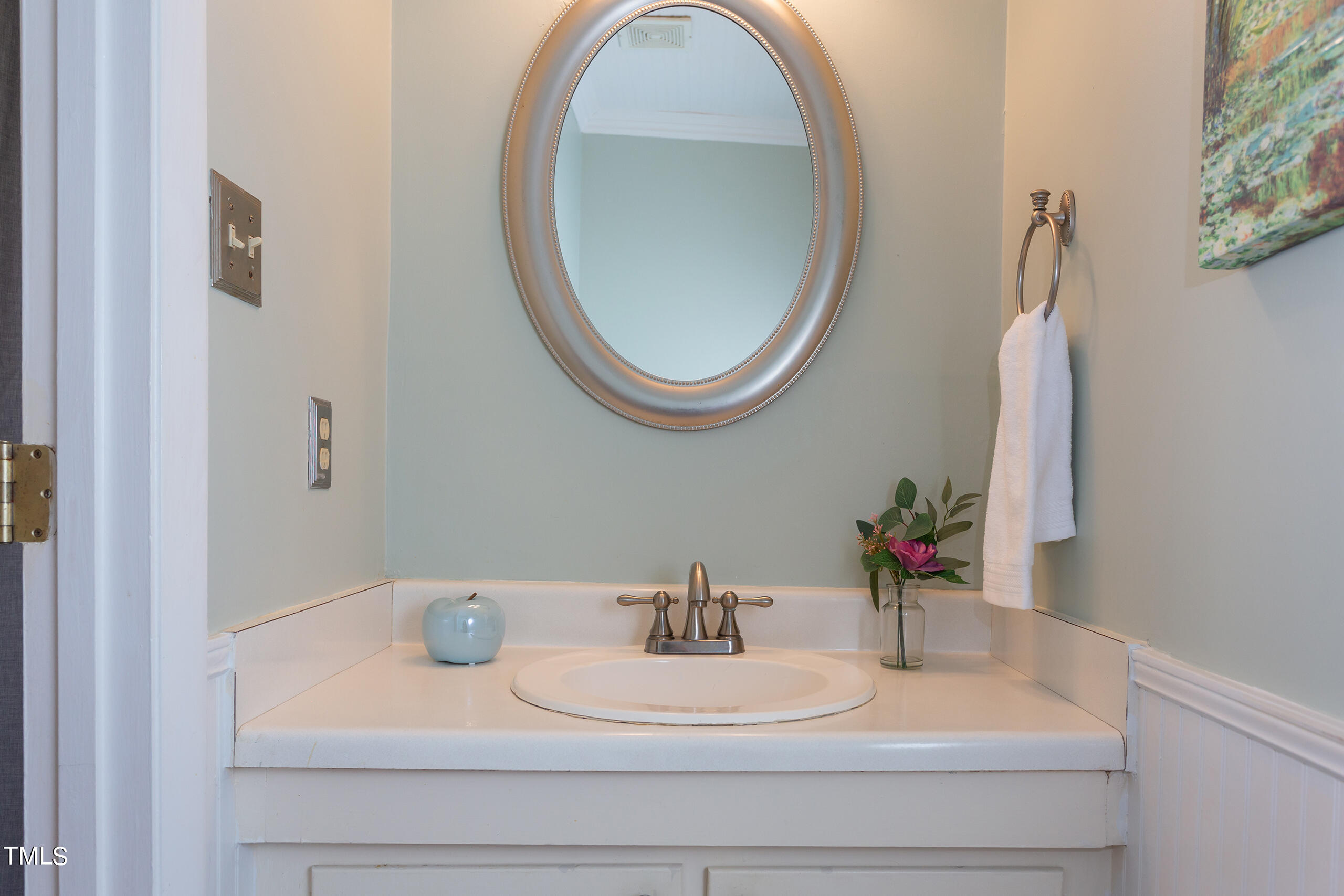 616 Pine Ridge Place Raleigh, NC 27609 - Photo 19 of 32 Primary Bedroom 1/2 Bath 2