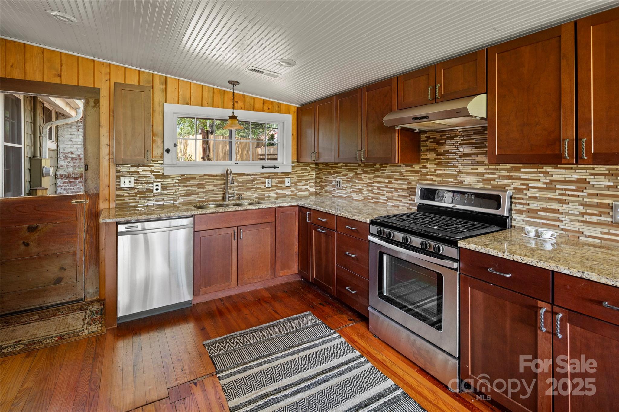 139 Neely Road Brevard, NC 28712 - Photo 14 of 43 Gallery Image 14