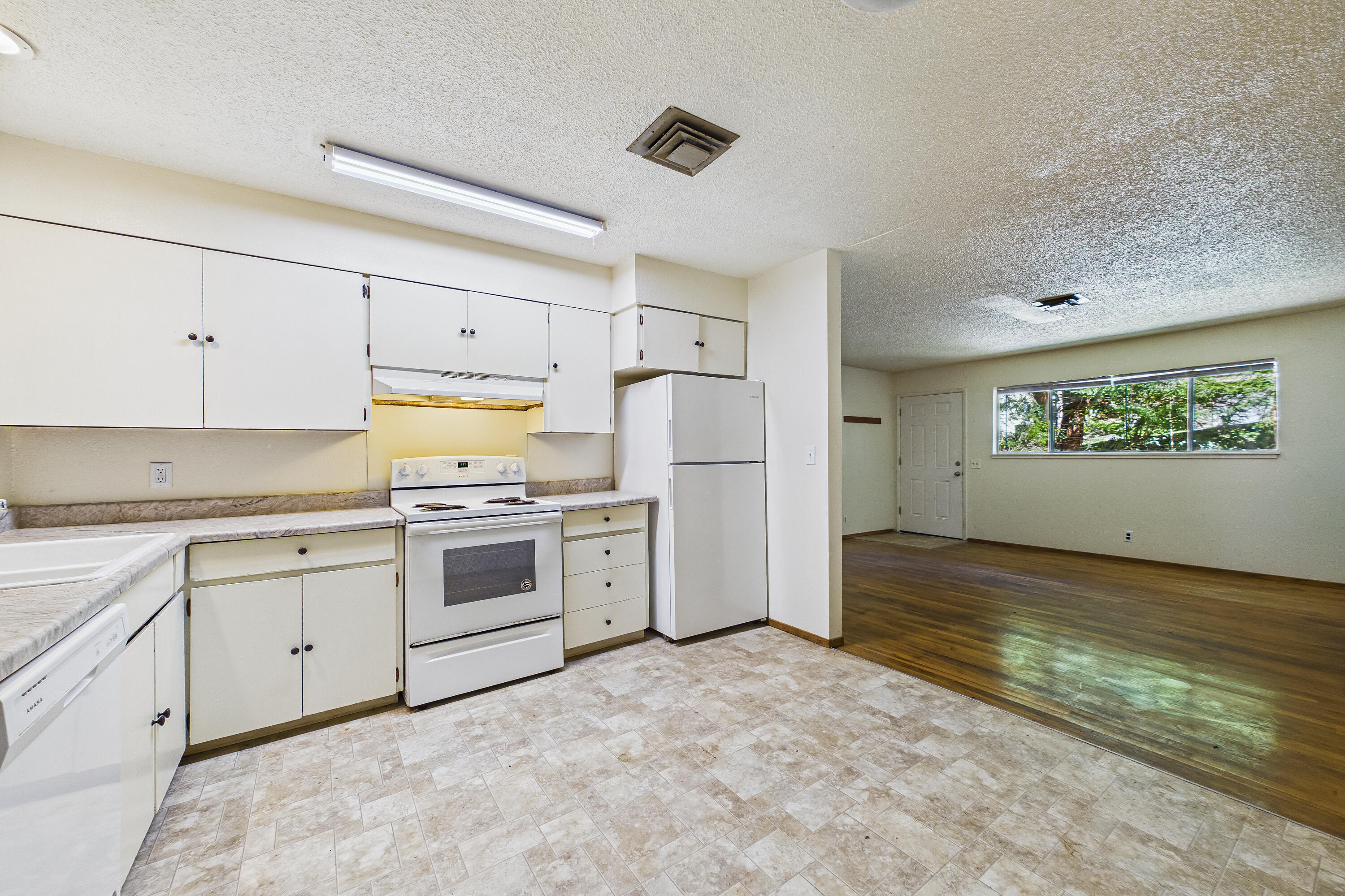 751 Patrick Court Arcata, CA 95521 - Photo 8 of 33 15-751 Patrick Ct-116