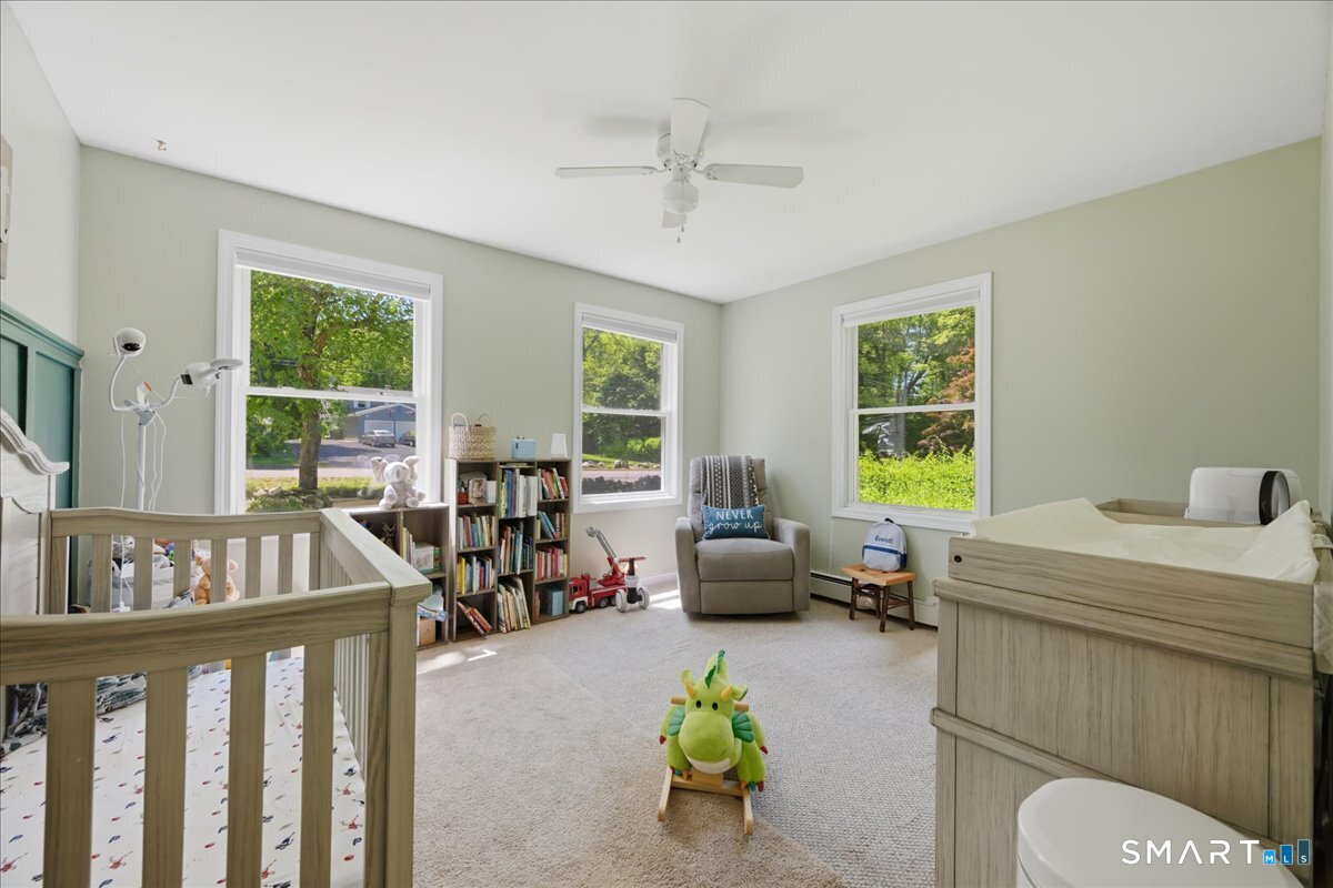 860 Long Cove Road Ledyard, CT 06335 - Photo 23 of 38