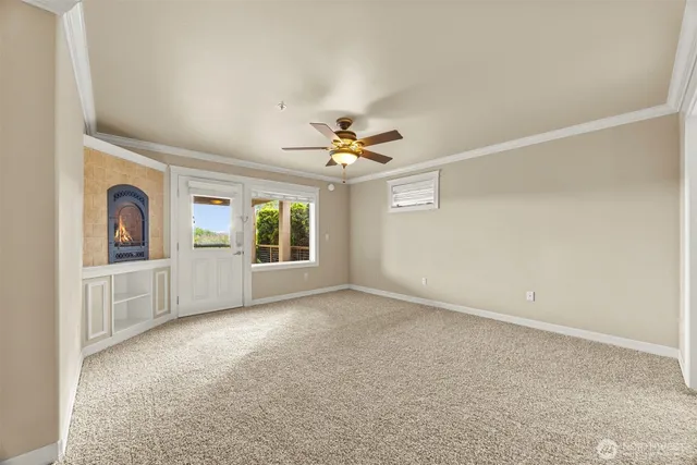 $575,000 | 1300 Peace Portal Drive, Unit 106, Blaine, WA 98230