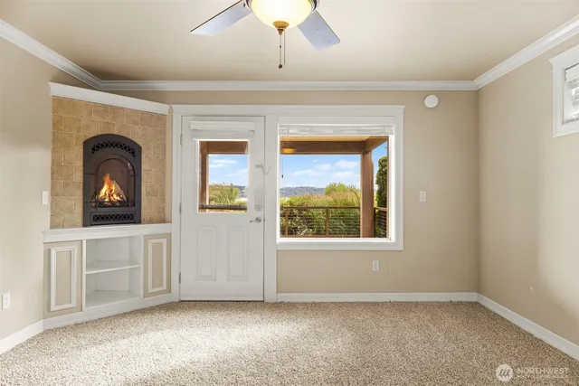 $575,000 | 1300 Peace Portal Drive, Unit 106, Blaine, WA 98230