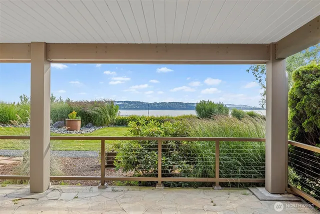 $575,000 | 1300 Peace Portal Drive, Unit 106, Blaine, WA 98230