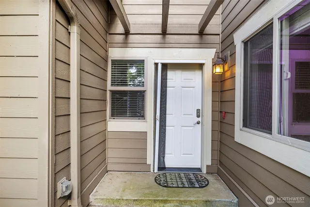 $575,000 | 1300 Peace Portal Drive, Unit 106, Blaine, WA 98230