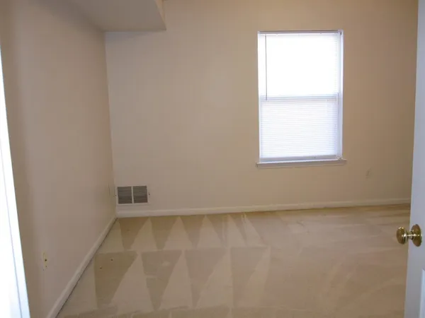 $1,750 | 1419 Millbrook Trail, Ann Arbor, MI 48108