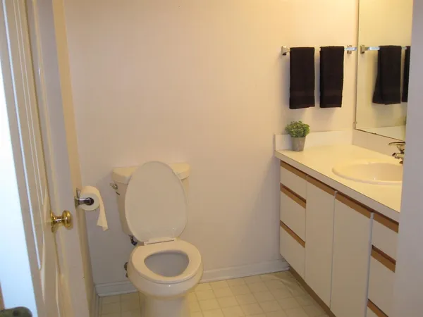 $1,750 | 1419 Millbrook Trail, Ann Arbor, MI 48108