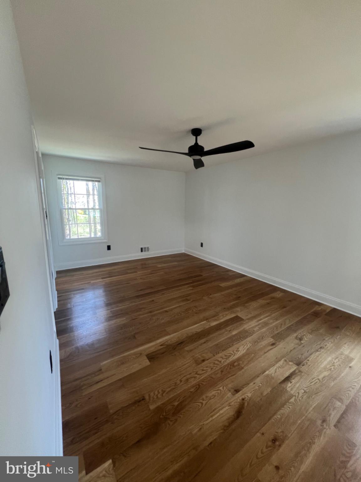 4400 Rendale Court Olney, MD 20832 - Photo 16 of 47 Bright and airy open space awaits.
