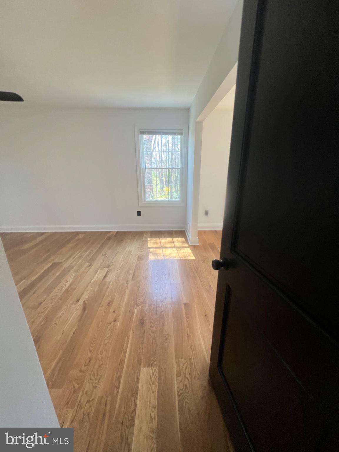 4400 Rendale Court Olney, MD 20832 - Photo 17 of 47 Bright and airy entryway awaits you.