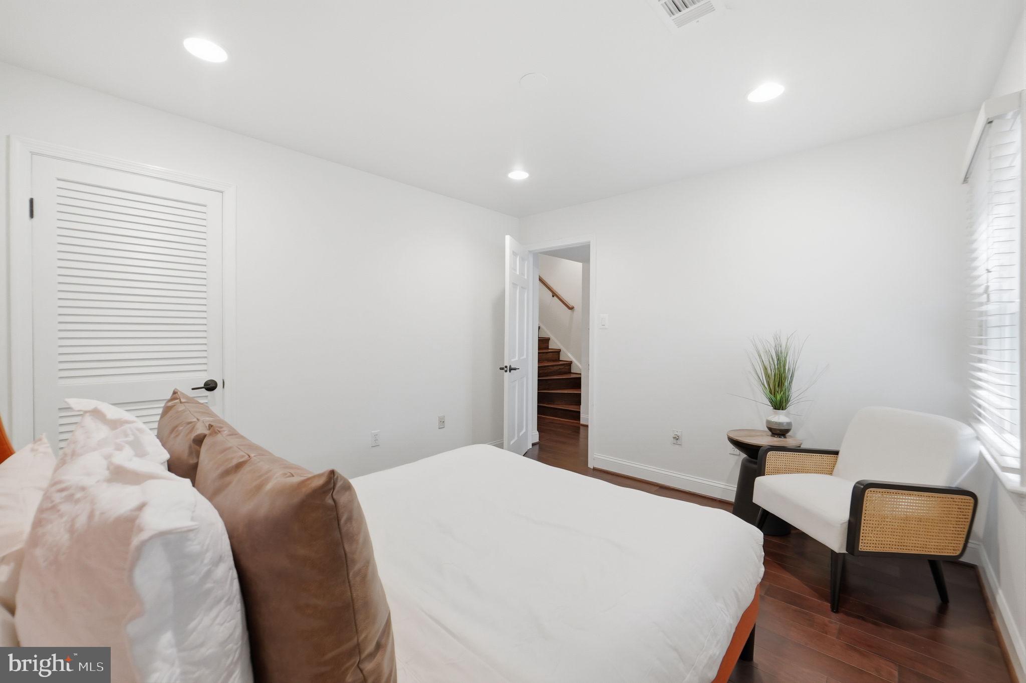 6740 Towne Lane Road McLean, VA 22101 - Photo 20 of 39