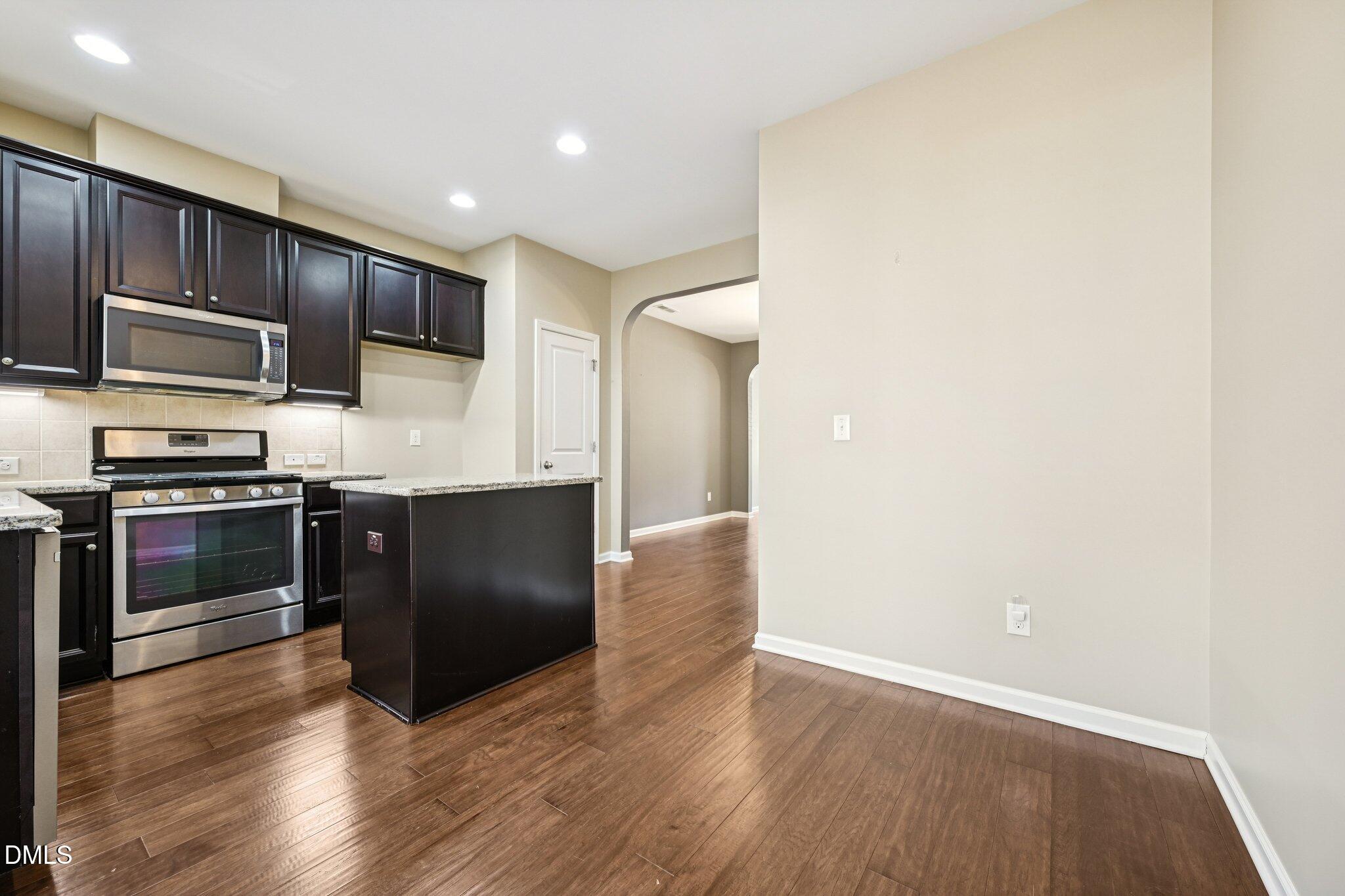 694 Wickham Ridge Road Apex, NC 27539 - Photo 18 of 53 22-web-or-mls-Wickham Rdg-S0702-018