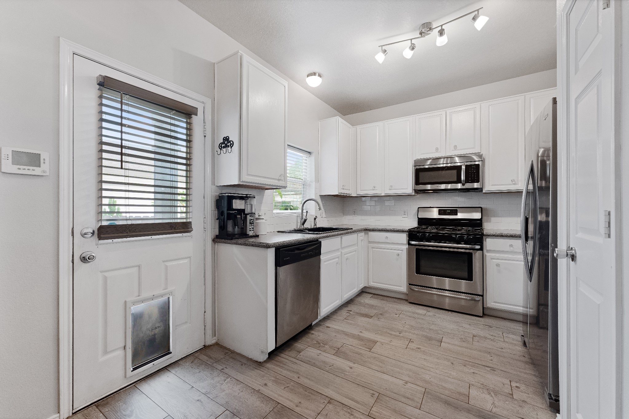 3603 Palomar Valley Drive Spring, TX 77386 - Photo 16 of 27 Stainless steel appliances
