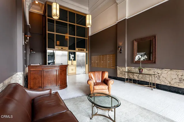 $4,600 | 257 South Spring Street, Unit PHE, Los Angeles, CA 90012