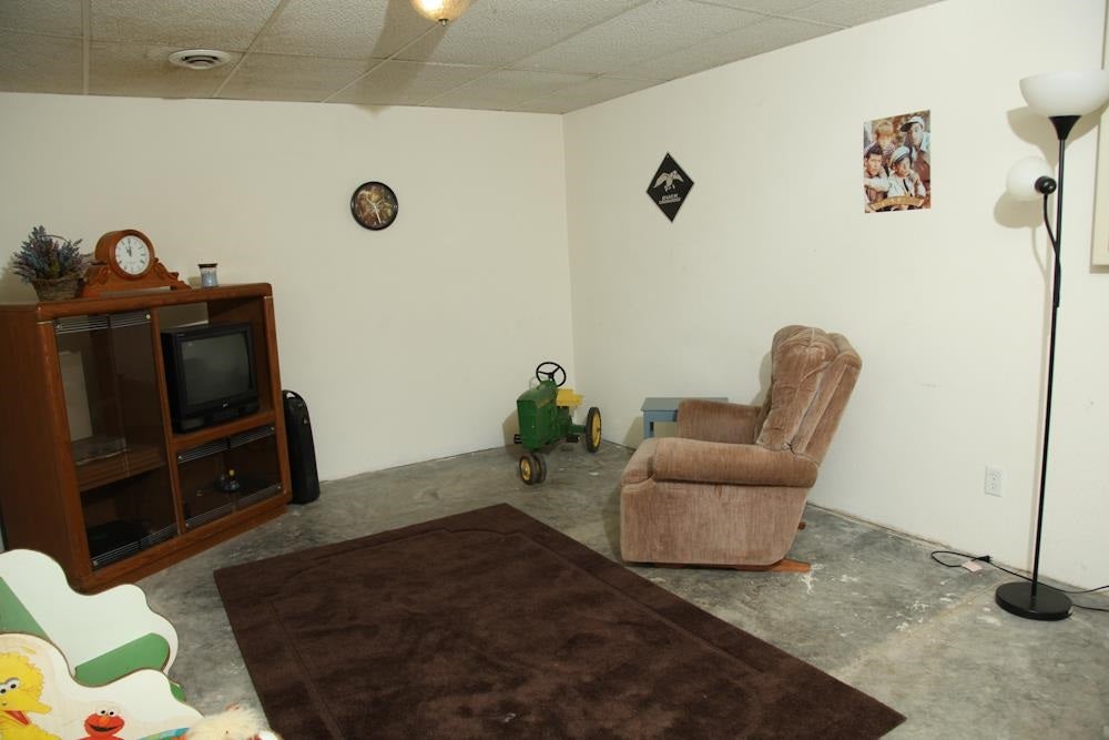 1862 Snaggy Ridge Road Tipton, IA 52772 - Photo 15 of 17 Gallery Image 15