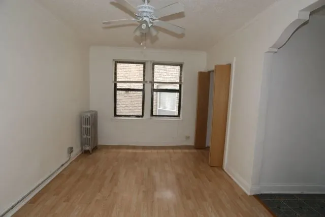 $995 | 4735 North Beacon Street, Unit 202, Chicago, IL 60640