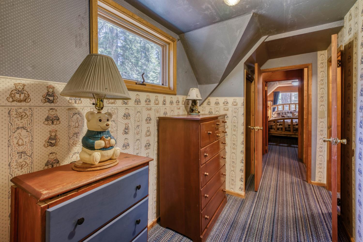 61504 Huntington Lake Road, Unit 6 Mono Hot Springs, CA 93642 - Photo 36 of 49