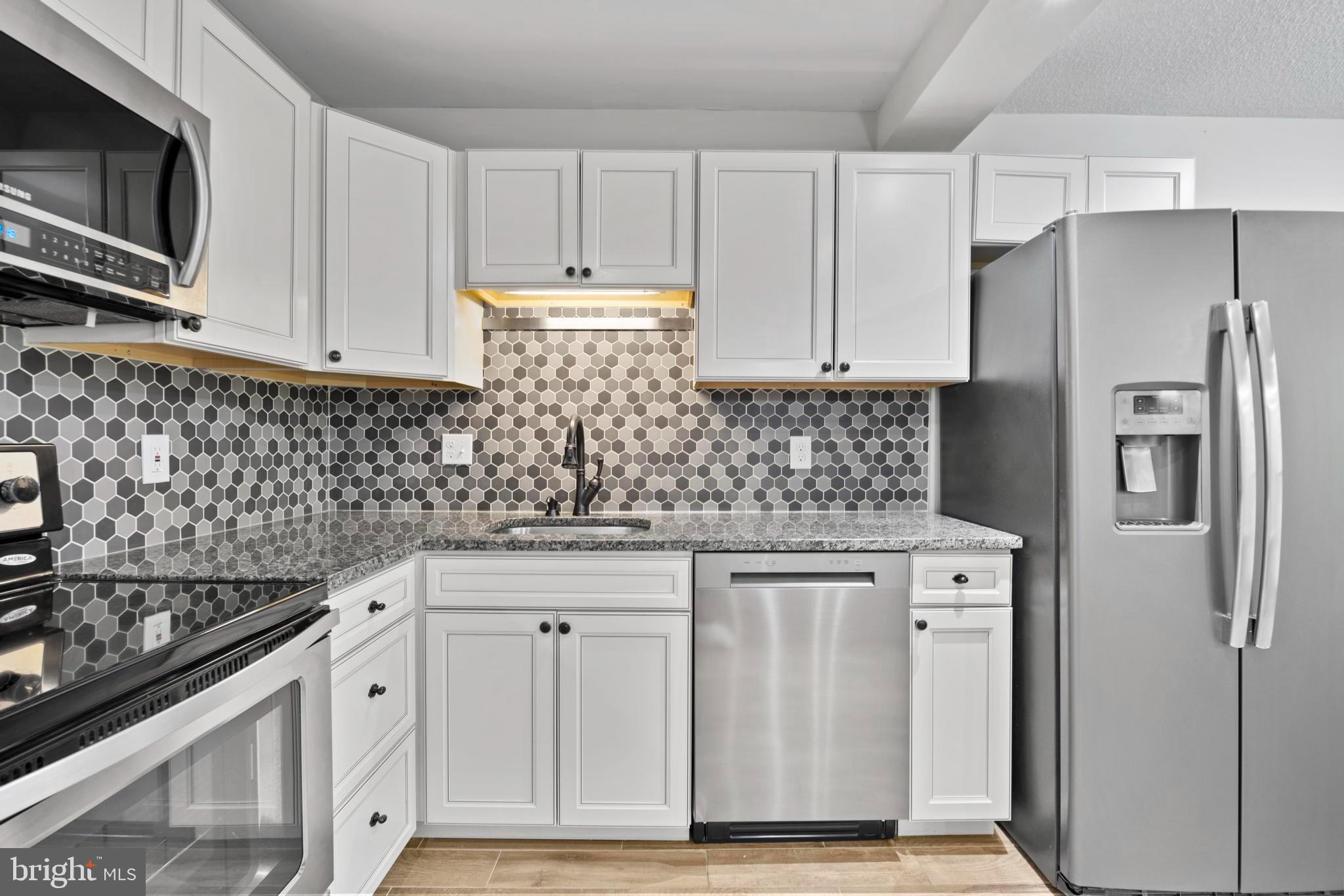 2216 Castle Rock Square, Unit 12C Reston, VA 20191 - Photo 8 of 27