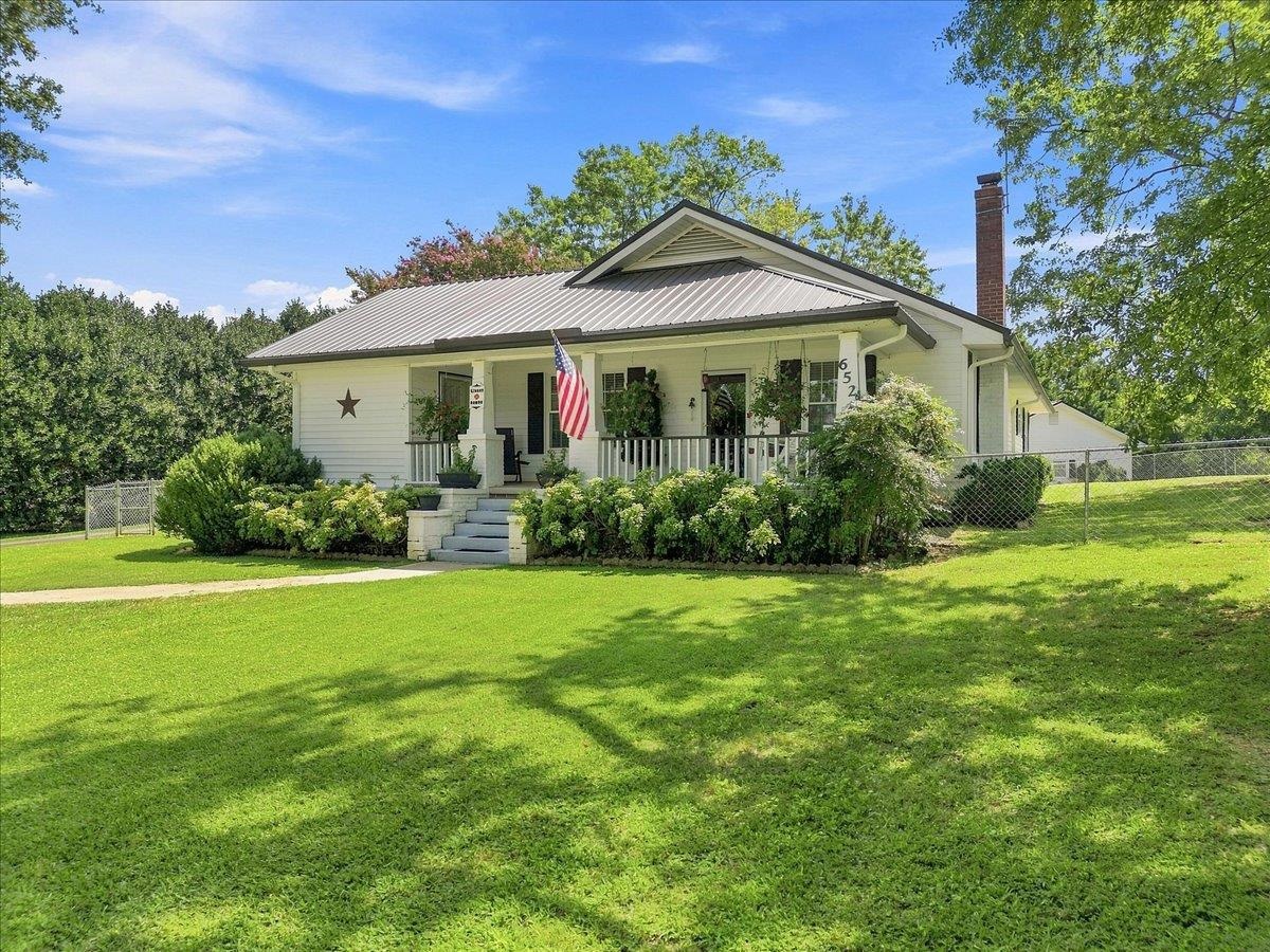 652 Arlington Road Greer, SC 29651 - Photo 2 of 44 Gallery Image 2
