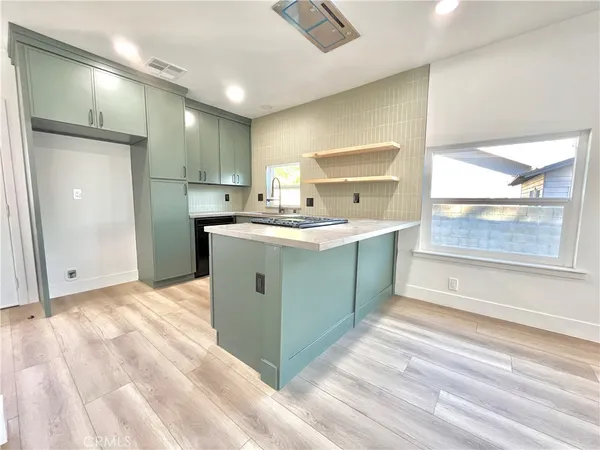 $3,000 | 517 Wildrose Avenue, Monrovia, CA 91016