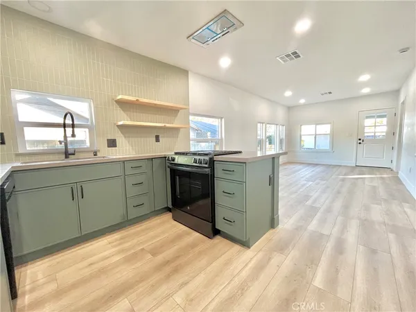 $3,000 | 517 Wildrose Avenue, Monrovia, CA 91016