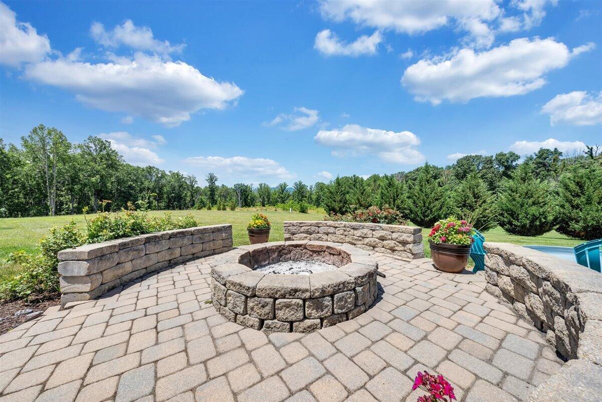 182 Sowder Farm Road Troutville, VA 24175 - Photo 41 of 55 Great outdoor living space