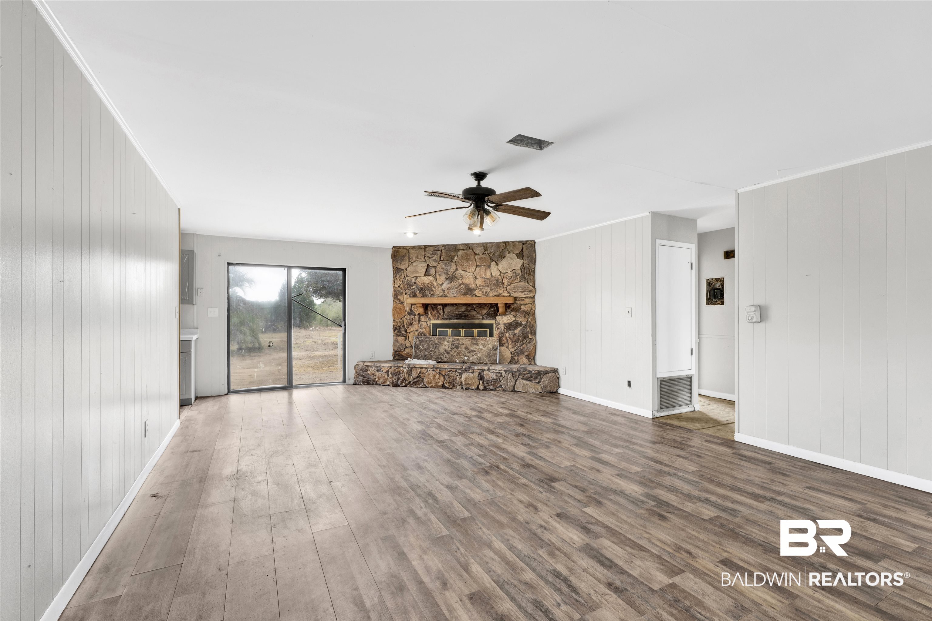 32106 Seminole Road West Seminole, AL 36574 - Photo 7 of 27
