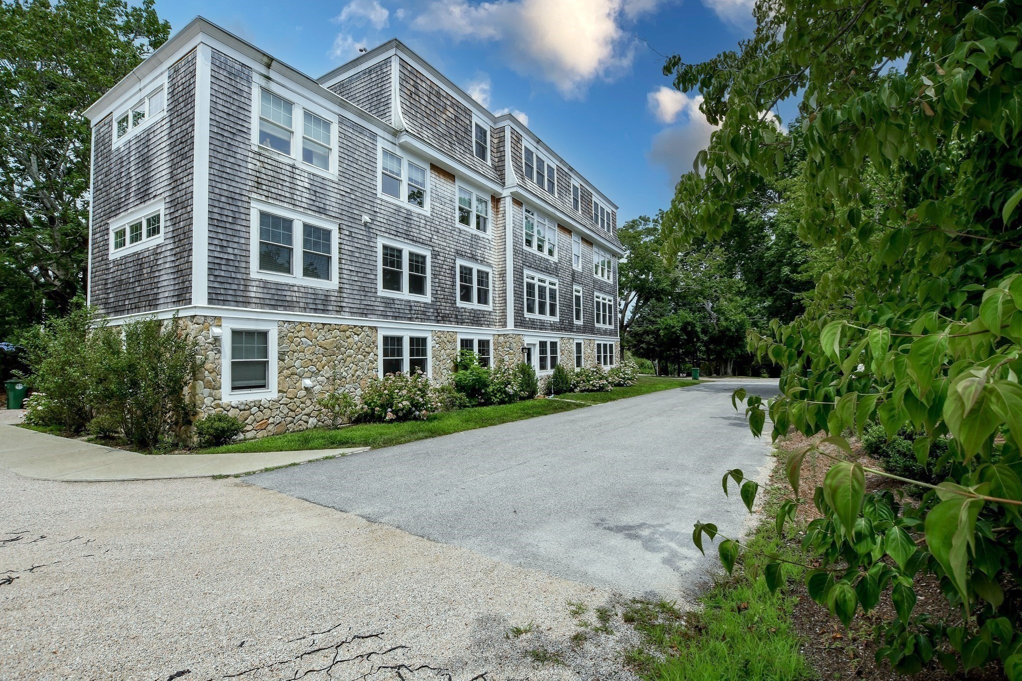 324 Front Street, Unit 4 Marion, MA 02738 - Photo 31 of 42 Gallery Image 31