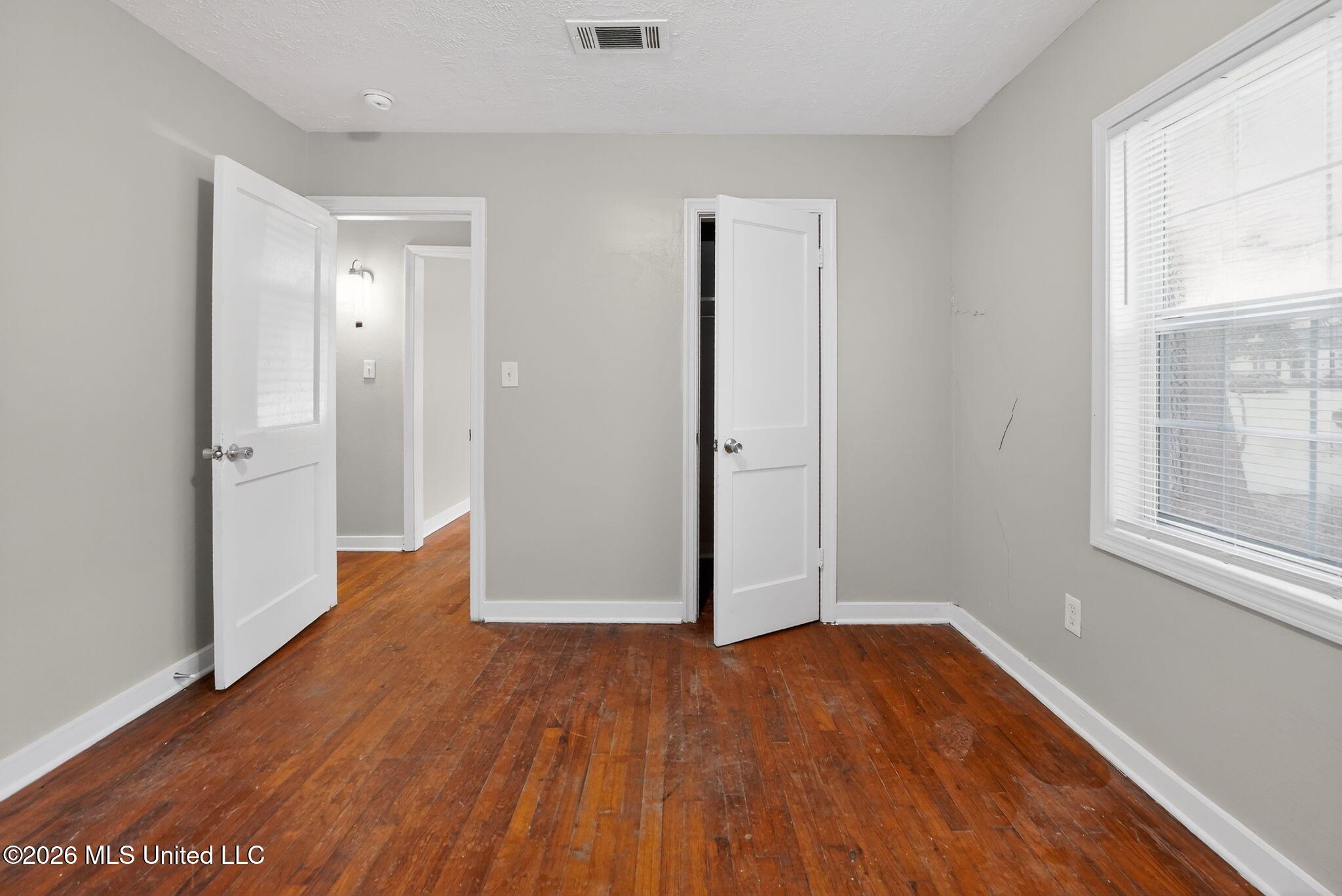 764 Avalon Road Jackson, MS 39206 - Photo 39 of 48 41_764_Avalon_Rd_Jackson_MS_39206-Bedroo