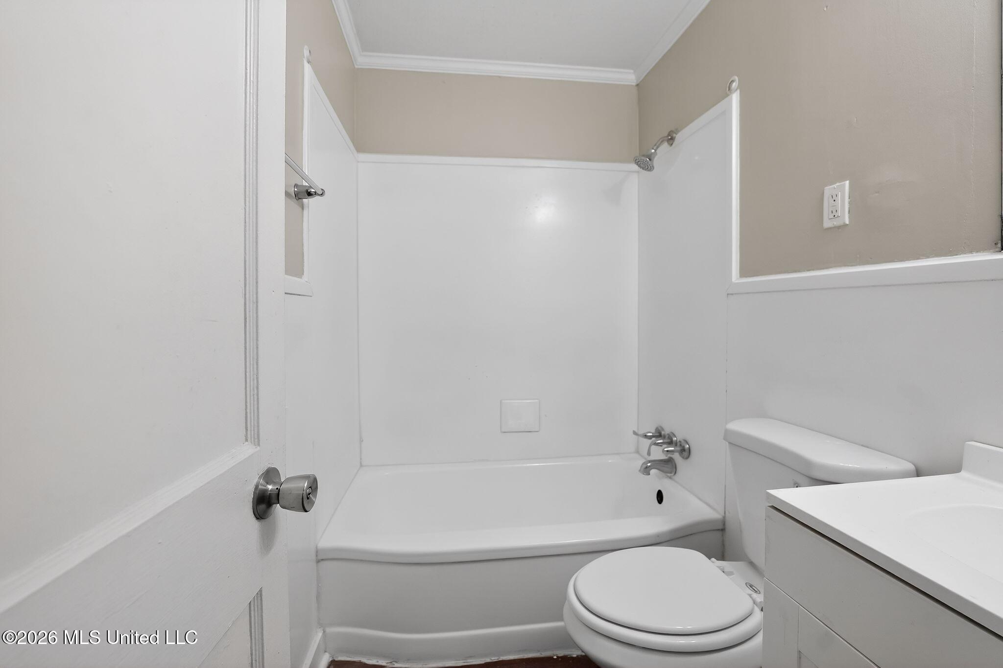 764 Avalon Road Jackson, MS 39206 - Photo 46 of 48 48_764_Avalon_Rd_Jackson_MS_39206-Bathro