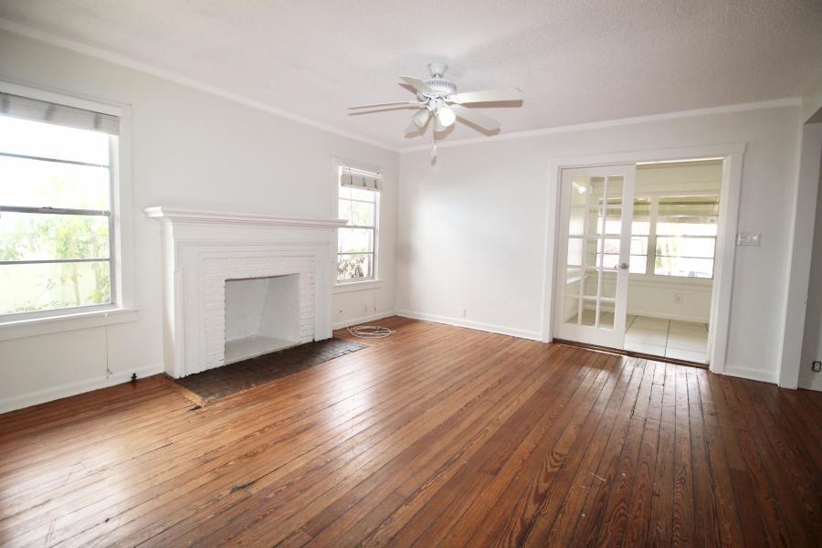 424 Colonial Road West Palm Beach, FL 33405 - Photo 16 of 23 12