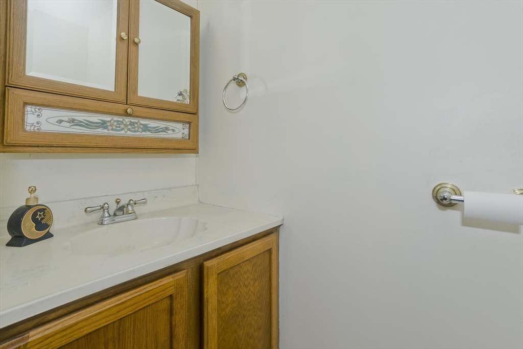1430 Russell Road, Unit 19 Westfield, MA 01085 - Photo 13 of 34 Gallery Image 13